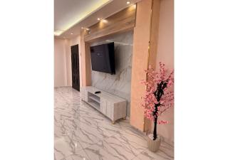 رووف واسع و انيق في المهندسين - Il Cairo - 4
