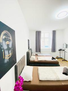 Family Studio- 7 Minutes to Schönbrunn Palace - Wenen - 7