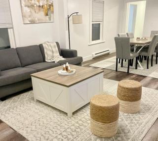 Massive 2 bedroom with fenced yard - 9