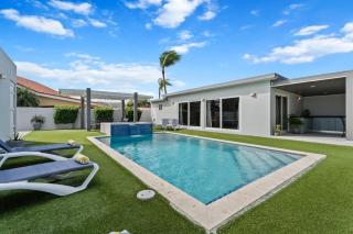 NEW 5BR Villa w Man Cave PALM BEACH - Palm-Eagle Beach - 5