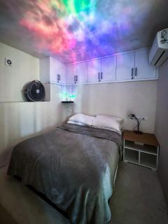 Kaleidoscopic Apartment - - 7