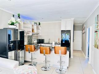 Luxury 2bedrooms house - 1