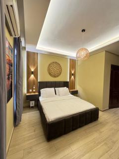 Sol Luxury Suites - 2