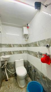 Glitz Hotels Shiv Kashi P Guest House - Nr Dashashwamedh Ghat Varanasi - Varanasi - 7