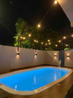 Sobrado na quadra do Mar - Balneário Costa Azul - 7