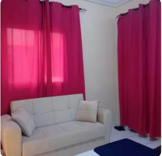 Chambre spacieuse avec serviettes et café offert - 5