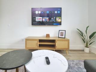 Molivu Homes 1BR - New Build, Pet Friendly, W-D - San Jose - 8