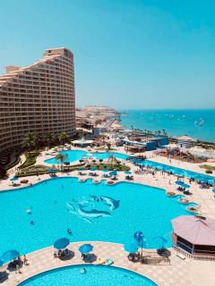 Chalets in Porto Sokhna on the sea and the pool - 2