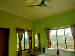 Bonobitan Home Stay - Srī Niketan - 3