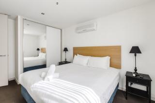 Modern Nomads South Yarra Gem 2BR with Carpark near Station - 6