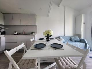 Maison rénovée près de la mer avec 2 piscines, parking et animaux acceptés - FR-1-364-174 - 2
