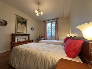 Maison authentique avec grand jardin et confort moderne à Lurcy-Lévis - FR-1-489-556 - Lurcy-Lévis - 1