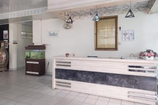 RedDoorz Syariah at Hotel Linda Pekanbaru - Pekanbaru - 5