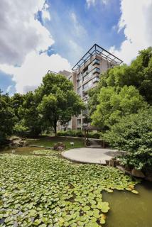 Shanghai Hills & Chuanyu Inn- Line 2,7 Near SNIEC & Maglev Baiyang Road - 9