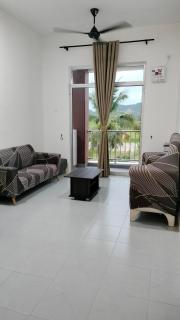 IzzaraRaiz Roomstay - 8
