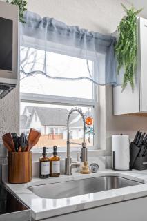 3BR Family-Friendly Home Near Downtown Indy & Game Room - 6