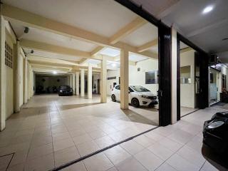 Kartika Hotel Syariah Pacitan Mitra RedDoorz - Pacitan - 6