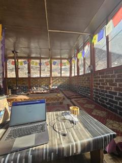 Hippy Hyde Kalga - 7