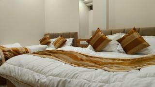 Shree ShyamRaj Hotel - Ujjain - 4