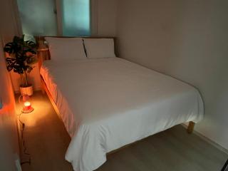 Bueno Day - Near Hongdae & Historic Sites - Seoul - 2