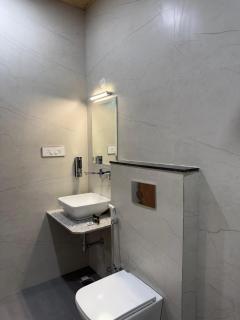 Hotel Aura By Arihant - 5