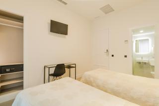 Hostal Excelsior - 1