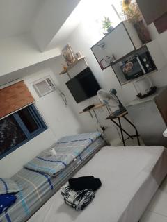 Studio type unit 1, infront of US Embassy Manila - Manila - 2