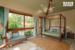 StayVista at Ridgewood Mansion with Infinity Pool - Pune - 5