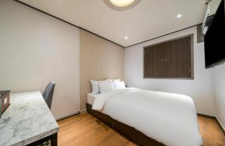 Ssum Hotel Suwon - Suwon - 5