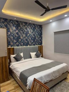 Hotel Strawberry - 7