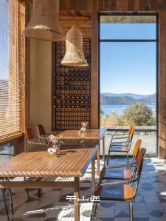 泸沽湖千山继酒店 Lugu Lake Qianshanji Hotel - Zuosuo - 1