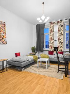 Near Taborstrasse 2Bedrooms for 4 - 7