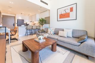 Delightful 1BR in Binghatti Corner, Jumeirah Village Circle by Deluxe Holiday Homes - 2