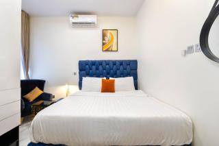 Fully Furnished 3 bedroom Shortlet Apartment in Orchid Road, Lekki with Constant Power - 1