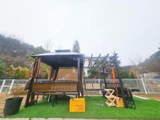 Damyang Secret Garden Pet-friendly Private Pension - Damyang - 4
