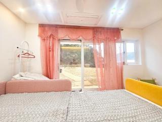 Damyang Secret Garden Pet-friendly Private Pension - Damyang - 1