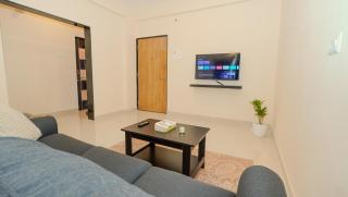 Furnished 2 BHK near Kharadi with High speed Wi-Fi - Pune - 8
