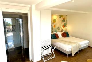 Villa Greta Hotel Rooms & Suites - 6