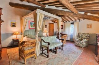 Enchanting Villa in Pieve Santo Stefano with Private Pool - 4