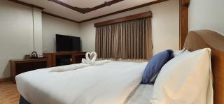 Arya Suites Patong Beach - Patong - 8