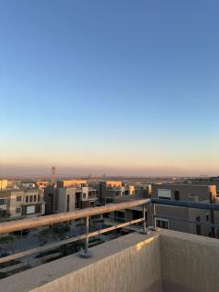 Zen Stays - Pyramid views 3 Bedrooms - Abū Rawwāsh - 3