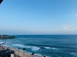 Belíssimo apartamento com uma vista mar espetacular na Barra - No circuito do Carnaval de Salvador - Em frente a praia - Salvador - 1