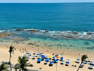Belíssimo apartamento com uma vista mar espetacular na Barra - No circuito do Carnaval de Salvador - Em frente a praia - Salvador - 2