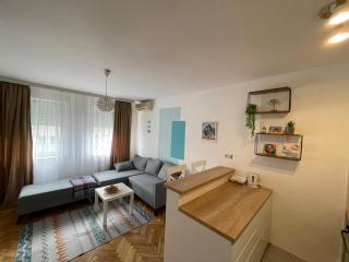Blue Square Corner - Novi Sad - 0