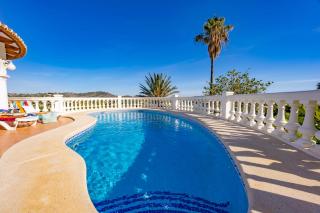 Villa Ursula - Plusholidays - Empedrola - 9