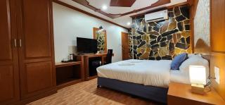 Arya Suites Patong Beach - Patong - 4