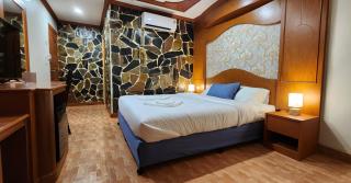 Arya Suites Patong Beach - Patong - 3