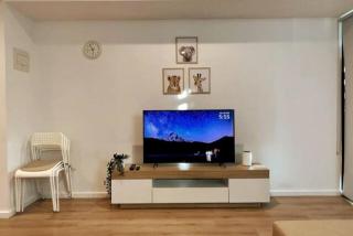 Modern 2BR Apt Adelaide CBD with Pool-Gym-BBQ - 3