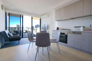 Rundle Retreat - 2BR Apartment with stunning views - Adelaide - 4