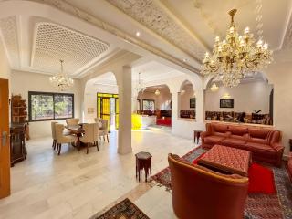 Villa Caprice Palace au centre-ville - 9